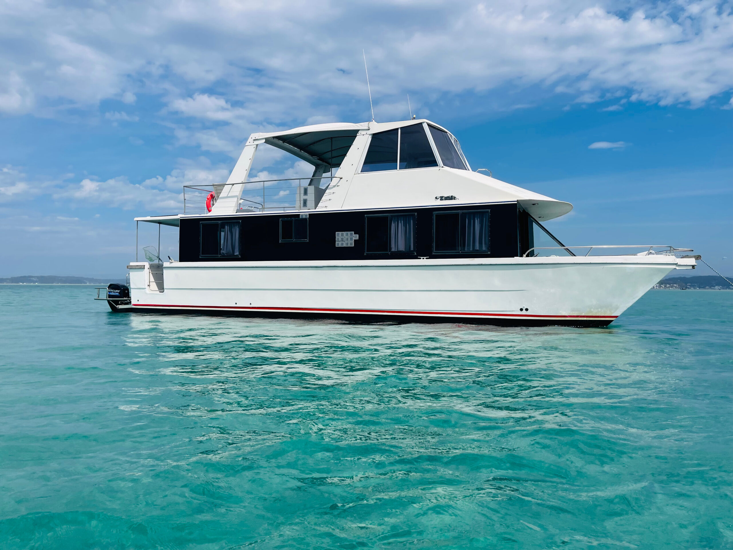 Lady Brooklyn houseboat