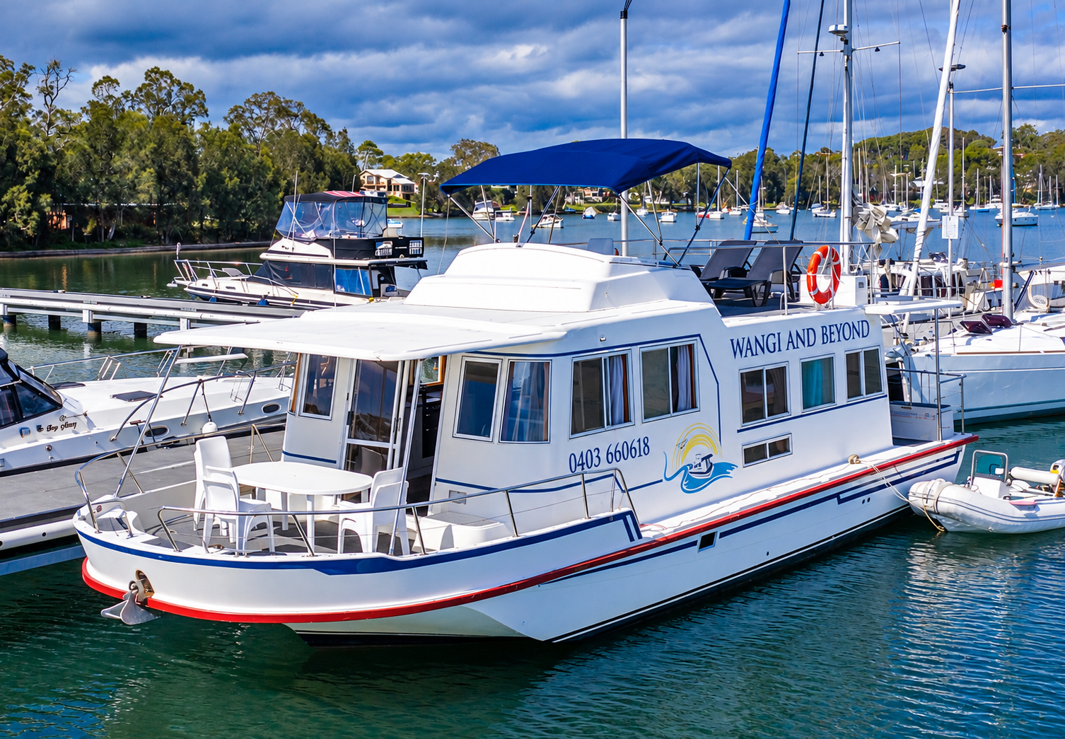 Montego houseboat